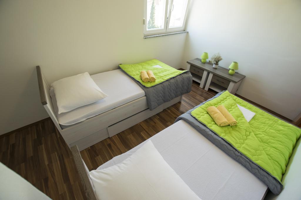 Apartment Duda Starigrad Paklenica Zewnętrze zdjęcie