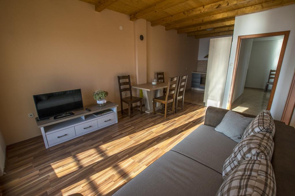 Apartment Duda Starigrad Paklenica Zewnętrze zdjęcie